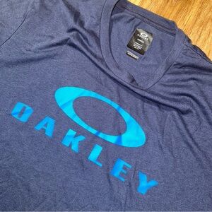 Oakley Hydrolix Men’s XL Short Sleeve Crew Neck T Shirt  Deep Blue Y2K Core “O”